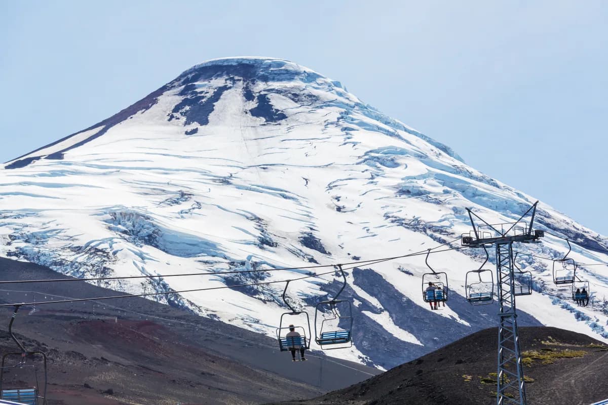 Volcán Osorno — cono y Lago Llanquihue